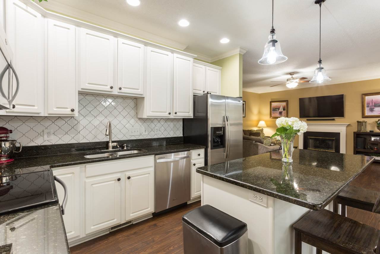 2328 Bolingbrook Lane Raleigh, NC 27613 - Photo 18 of 30 Kitchen