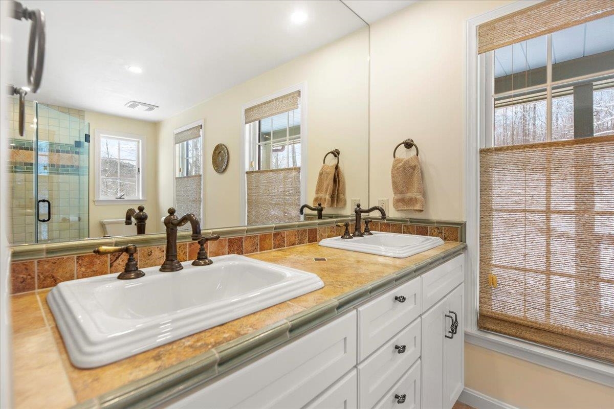 128 Spaulding Hl Road Dummerston, VT 05346 - Photo 23 of 46