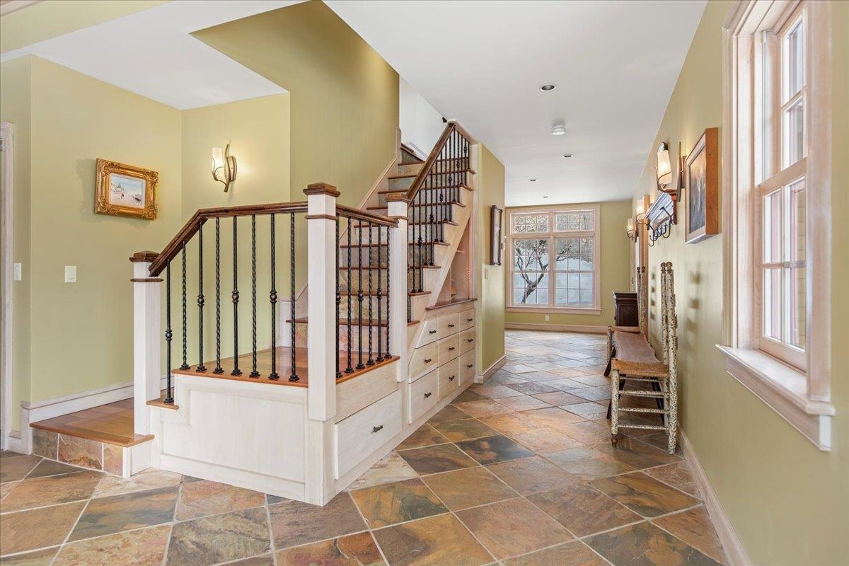 128 Spaulding Hl Road Dummerston, VT 05346 - Photo 7 of 46