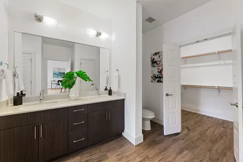 a view of an empty walk in closet