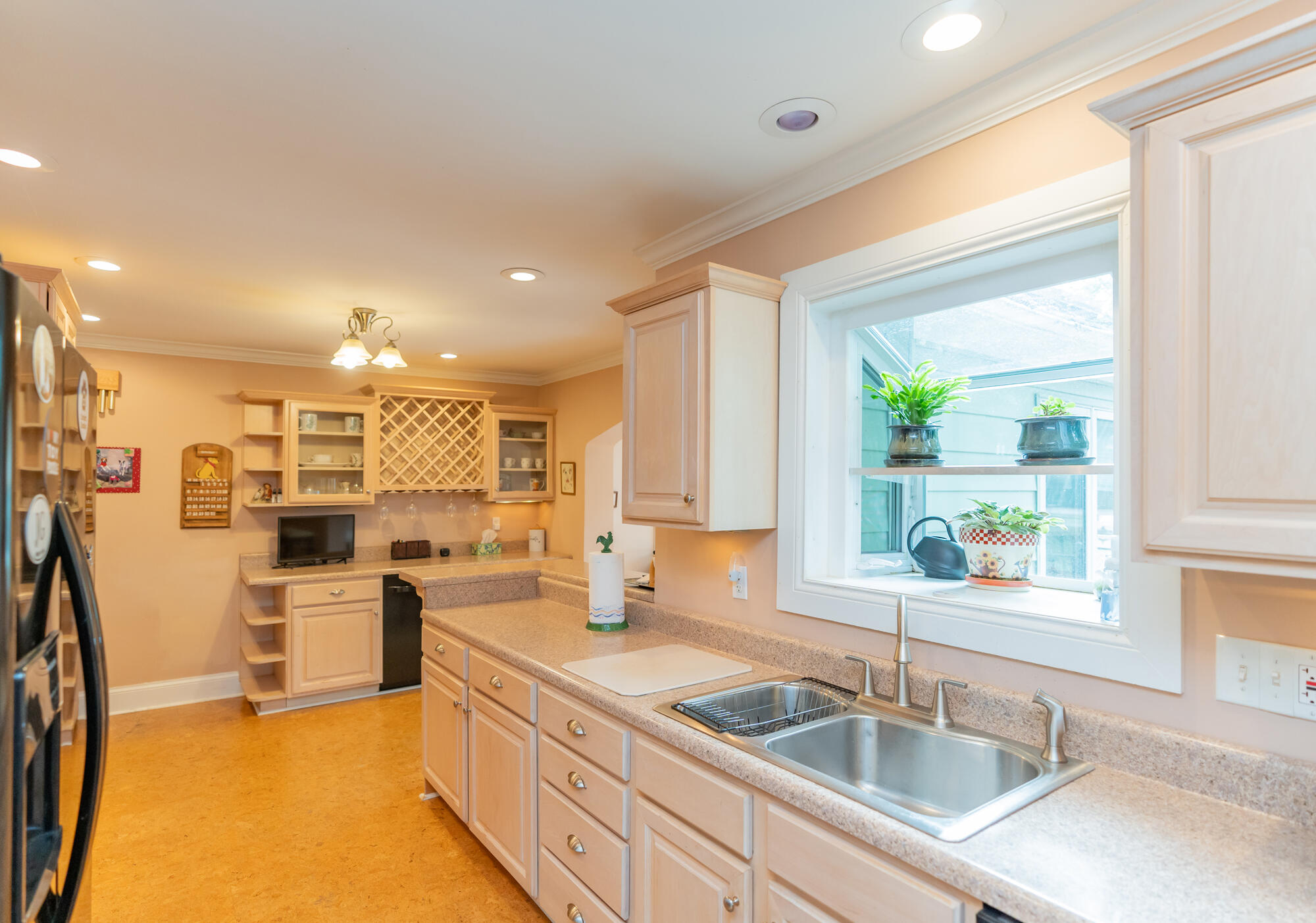 912 Ridgeway Avenue Signal Mountain, TN 37377 - Photo 12 of 71 912 Ridgeway Ave