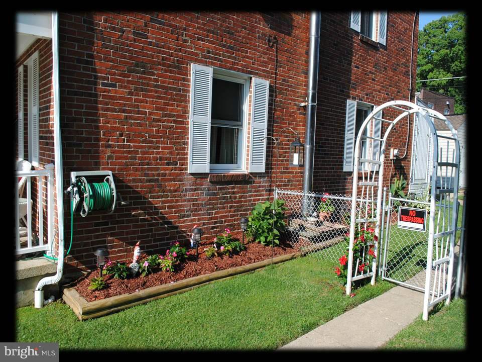 8612 Willow Oak Road Baltimore, MD 21234 - Photo 21 of 30 WELL MANICURED LAWN & LANDSCAPING