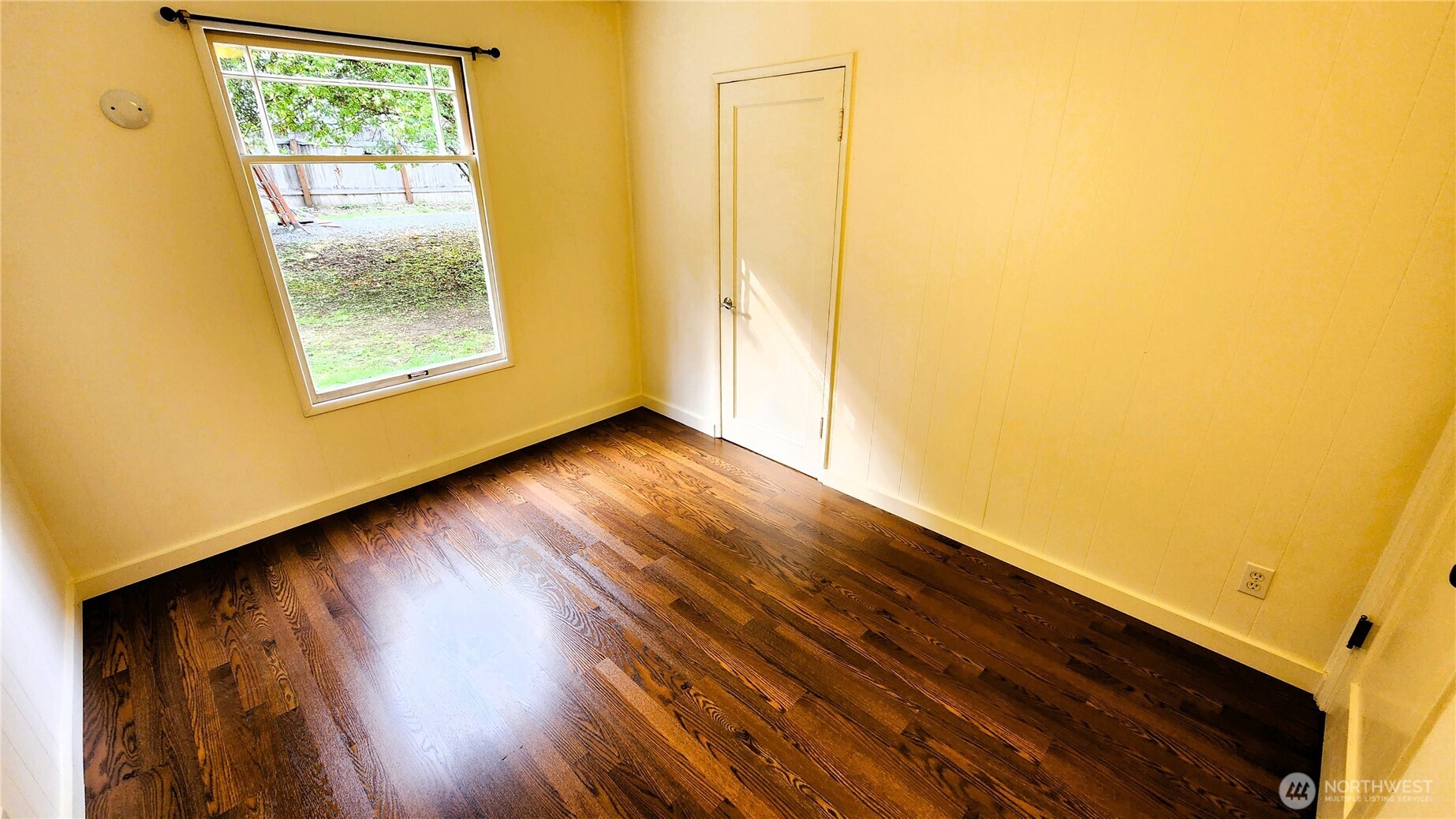 1758 Northeast Jacobson Road Poulsbo, WA 98370 - Photo 19 of 32 Gallery Image 19
