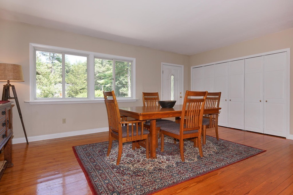 8 Chapman Road Boxford, MA 01921 - Photo 9 of 24