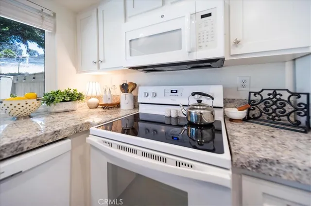 $669,900 | 3631 Harvard Drive, Oceanside, CA 92056