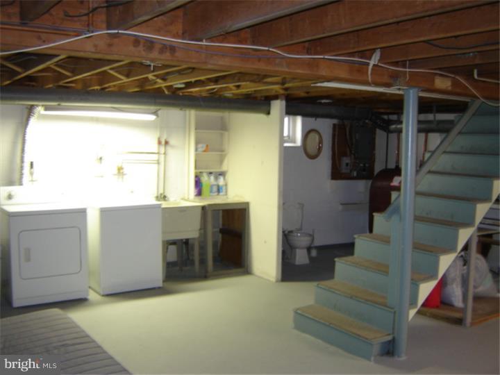 125 Roberts Road Aston, PA 19014 - Photo 11 of 20 Basement