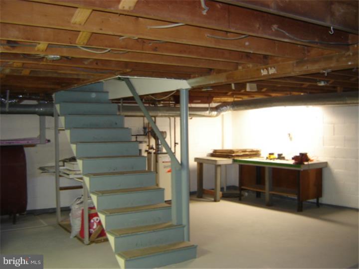 125 Roberts Road Aston, PA 19014 - Photo 12 of 20 Basement