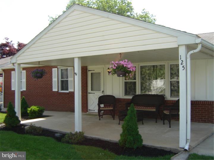 125 Roberts Road Aston, PA 19014 - Photo 20 of 20 Exterior Front