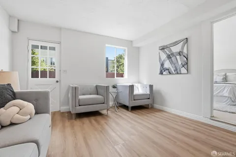 $998,000 | 15 Balhi Court, San Francisco, CA 94112