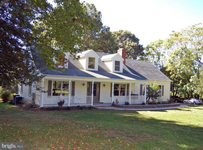 231 Grays Road Lothian, MD 20711 - Photo 1 of 30 Exterior (Front)