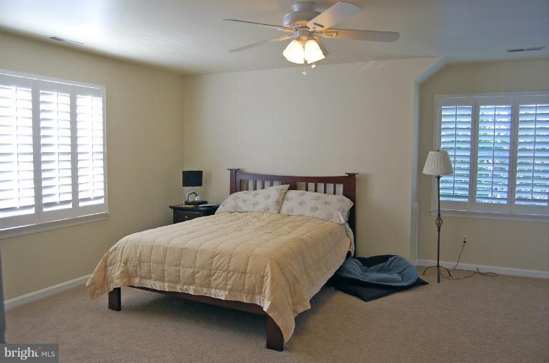 231 Grays Road Lothian, MD 20711 - Photo 13 of 30 Master Bedroom