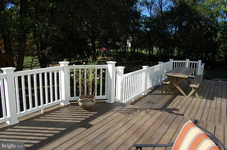 231 Grays Road Lothian, MD 20711 - Photo 22 of 30 Rear Deck