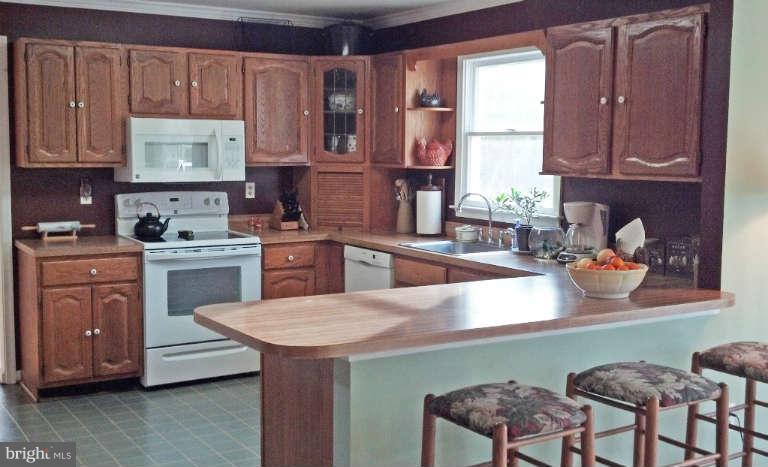 231 Grays Road Lothian, MD 20711 - Photo 7 of 30 Kitchen