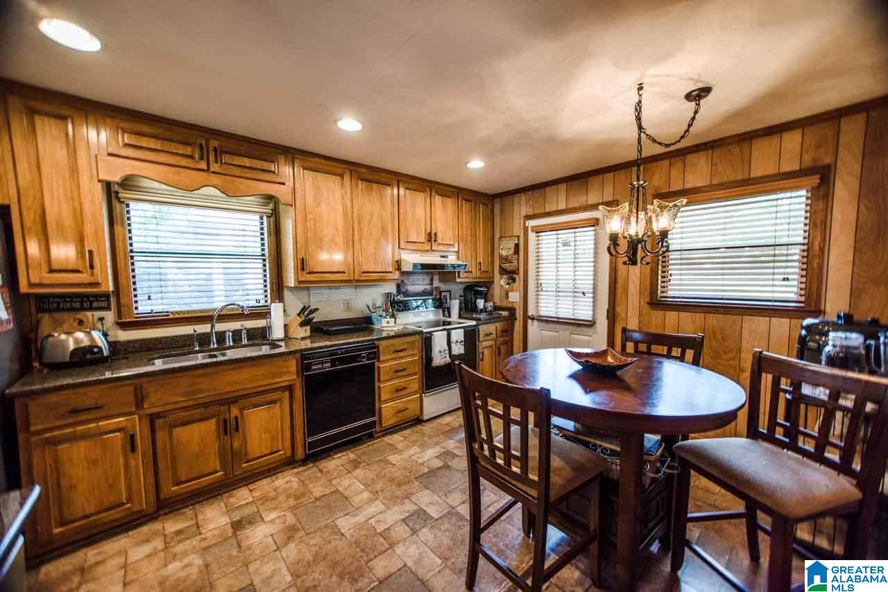 425 Rabbit Point Road Cropwell, AL 35054 - Photo 11 of 47