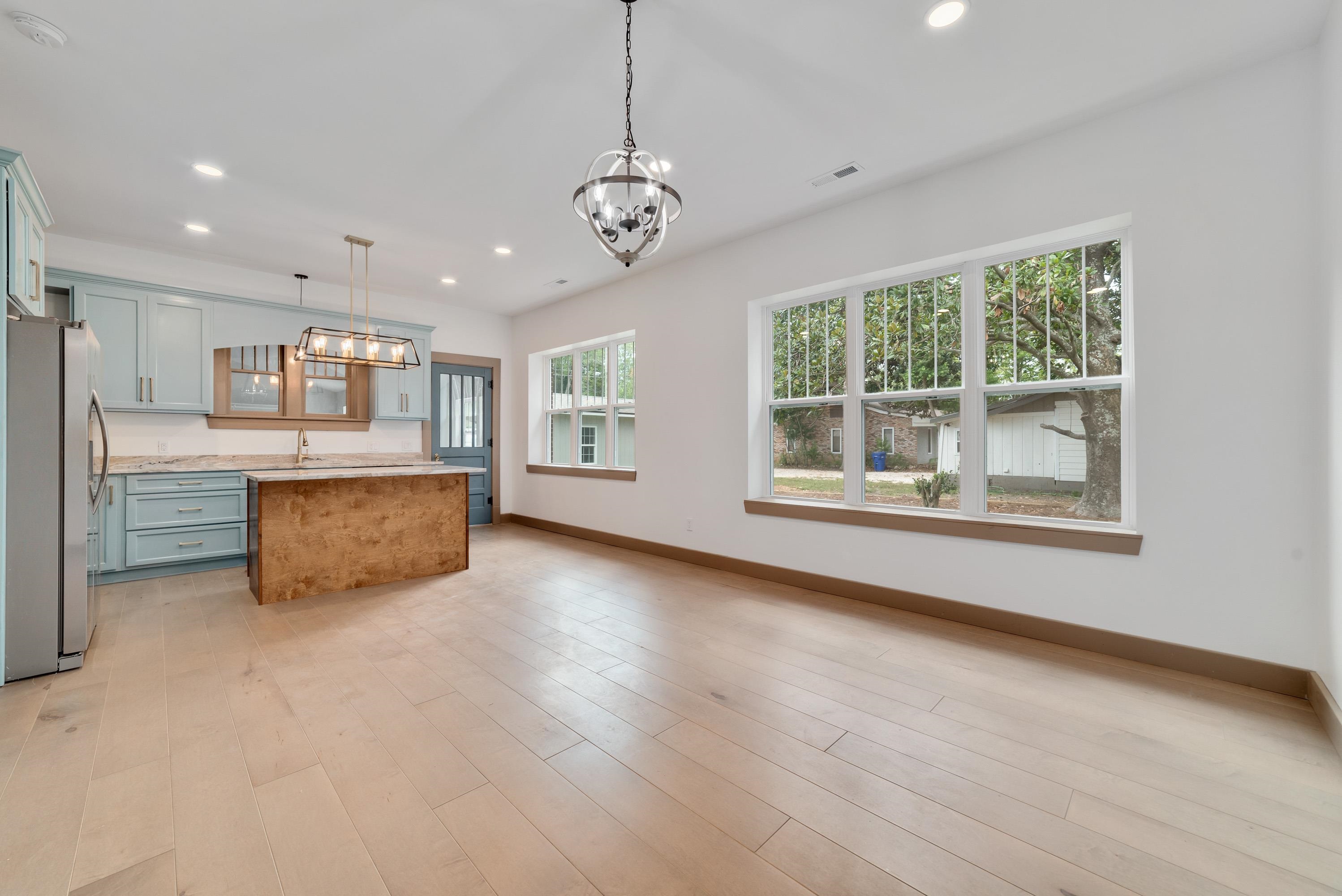 320 East Laurel Avenue Foley, AL 36535 - Photo 5 of 25