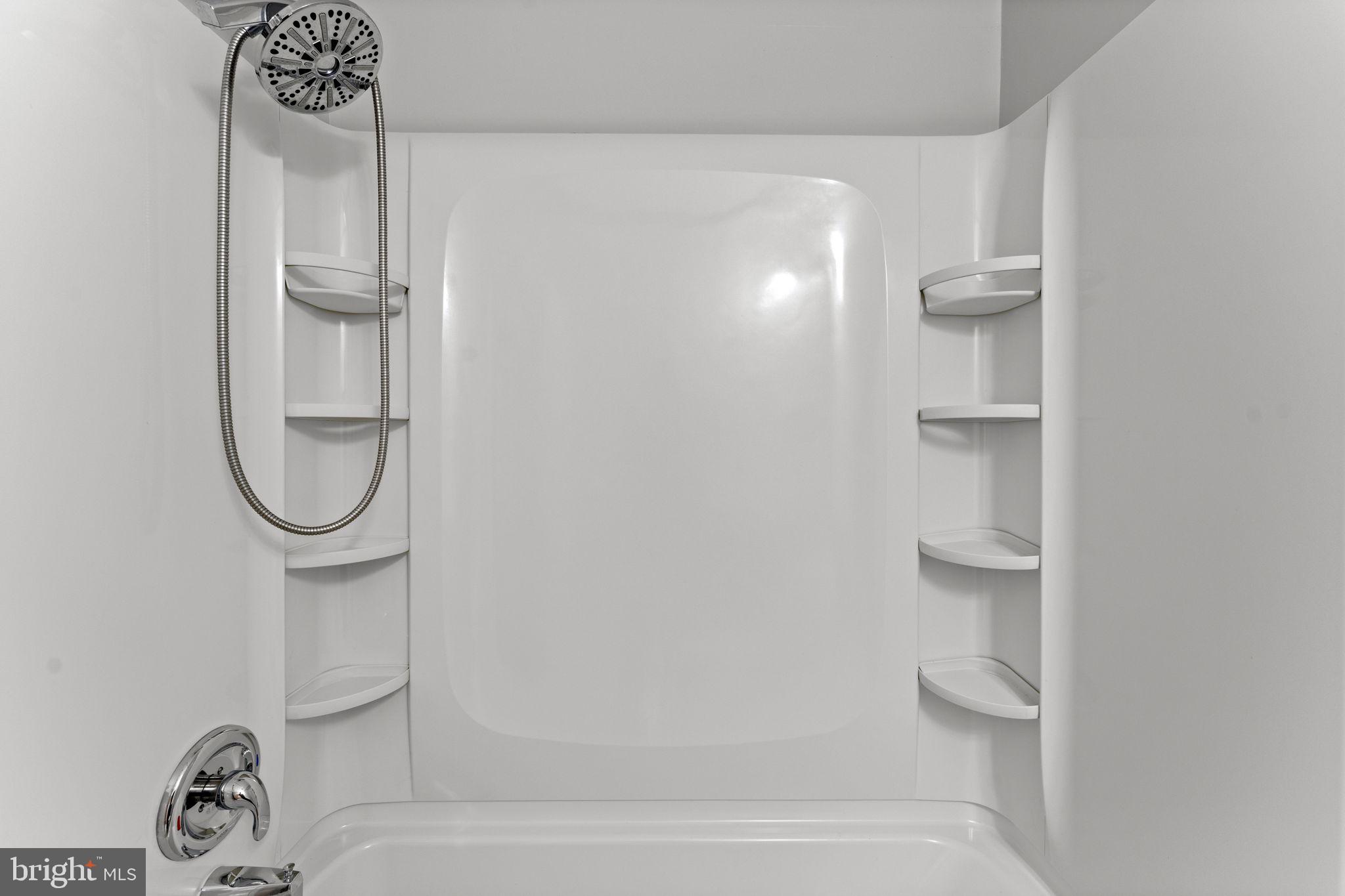 1821 James City Road Reva, VA 22735 - Photo 27 of 44 a bathroom with a bathtub