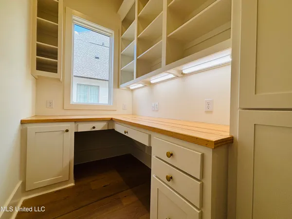 $889,900 | 419 Whittington Circle, Madison, MS 39110