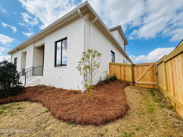 $889,900 | 419 Whittington Circle, Madison, MS 39110