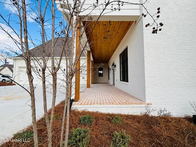 $889,900 | 419 Whittington Circle, Madison, MS 39110