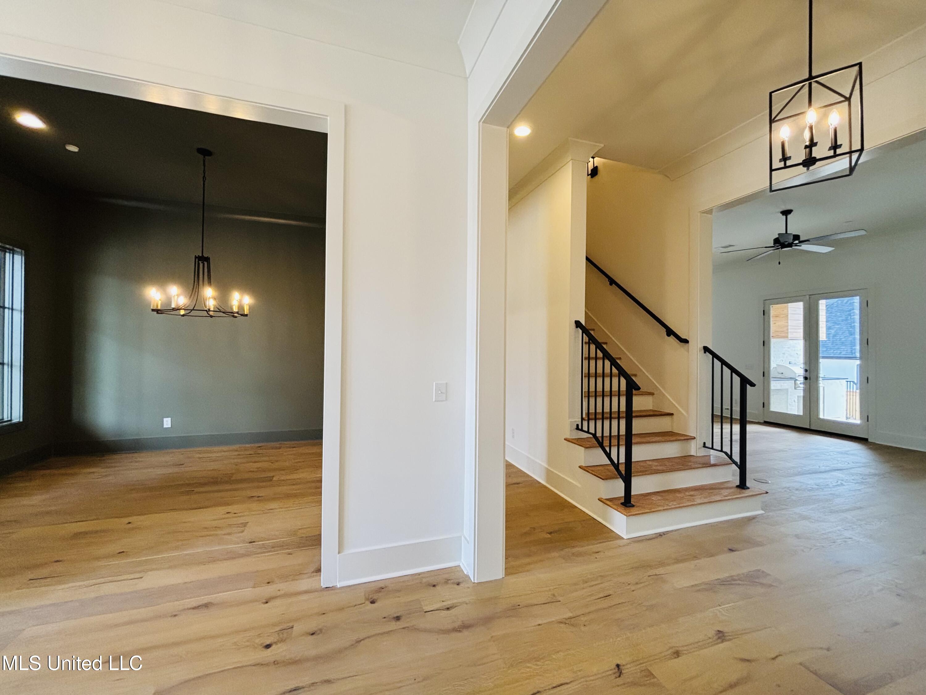 419 Whittington Circle Madison, MS 39110 - Photo 8 of 48 IMG_4336