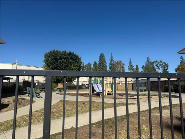 $436,999 | 470 West Jackson Street, Rialto, CA 92376