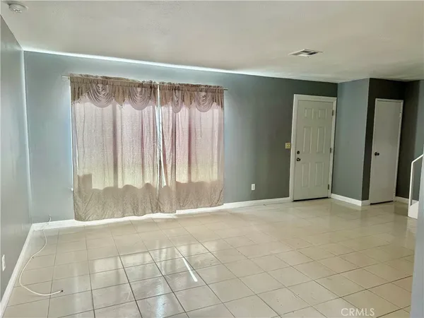 $436,999 | 470 West Jackson Street, Rialto, CA 92376