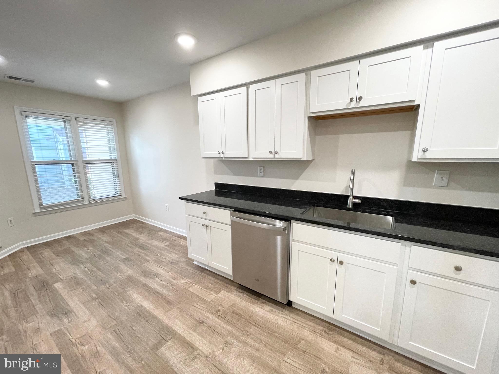 9340 Palmer Place, Unit 24 Laurel, MD 20708 - Photo 10 of 25 Gallery Image 10