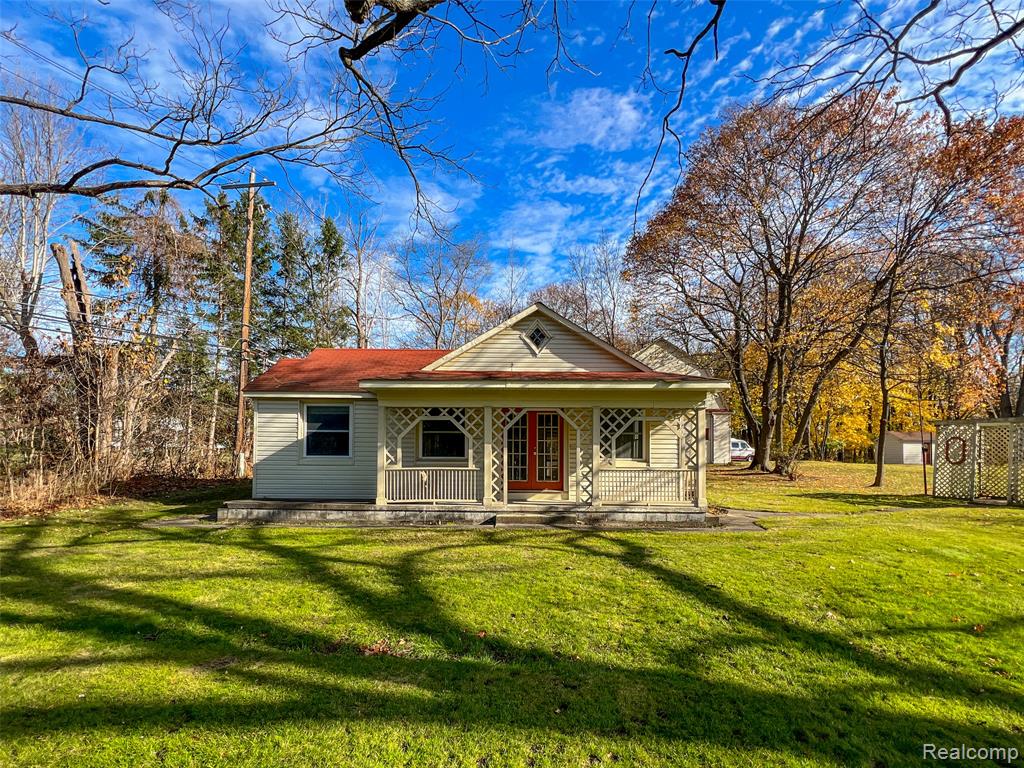 5044 Charing Cross Road Bloomfield Hills, MI 48304 - Photo 10 of 27