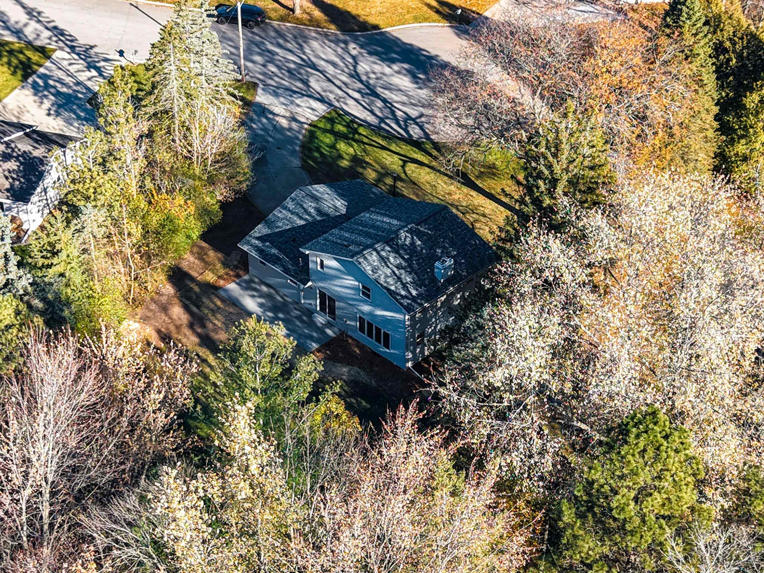 1485 West Marhill Road Green Bay, WI 54313 - Photo 13 of 59