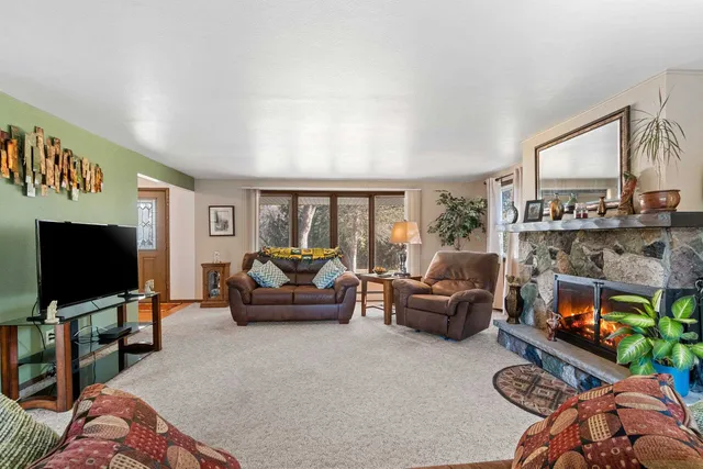 $380,000 | 1485 West Marhill Road, Green Bay, WI 54313