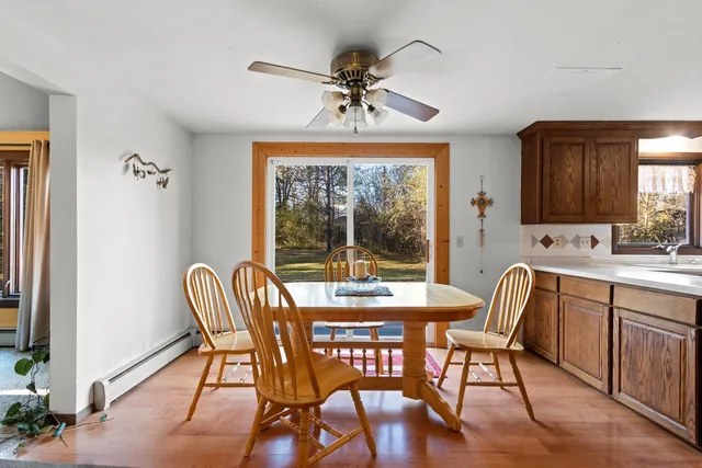 $380,000 | 1485 West Marhill Road, Green Bay, WI 54313