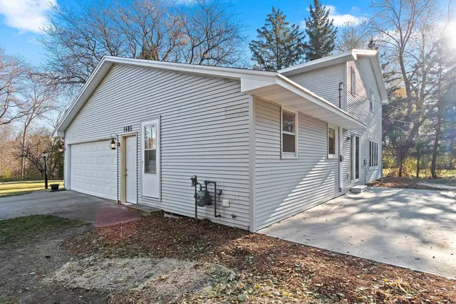 $380,000 | 1485 West Marhill Road, Green Bay, WI 54313