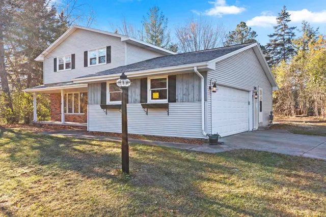 $380,000 | 1485 West Marhill Road, Green Bay, WI 54313