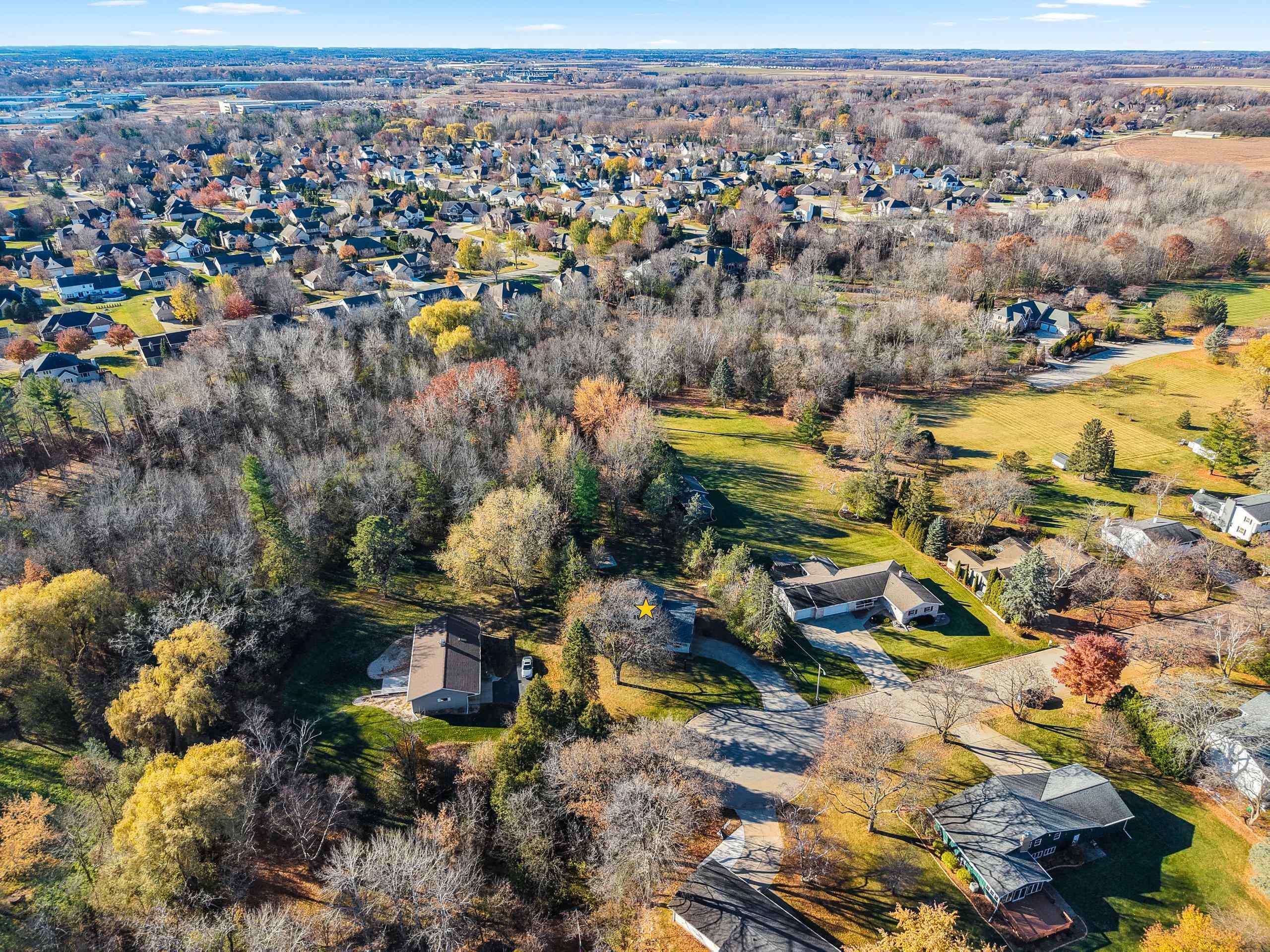 1485 West Marhill Road Green Bay, WI 54313 - Photo 8 of 59