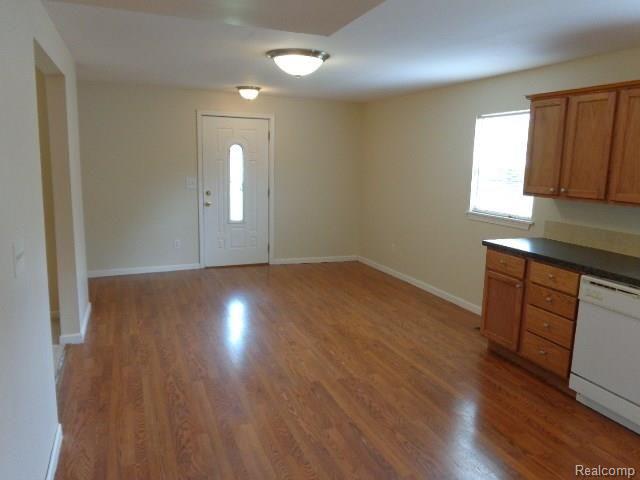 2595 Beach Road Port Huron, MI 48060 - Photo 17 of 23 2014-08-29 14.53