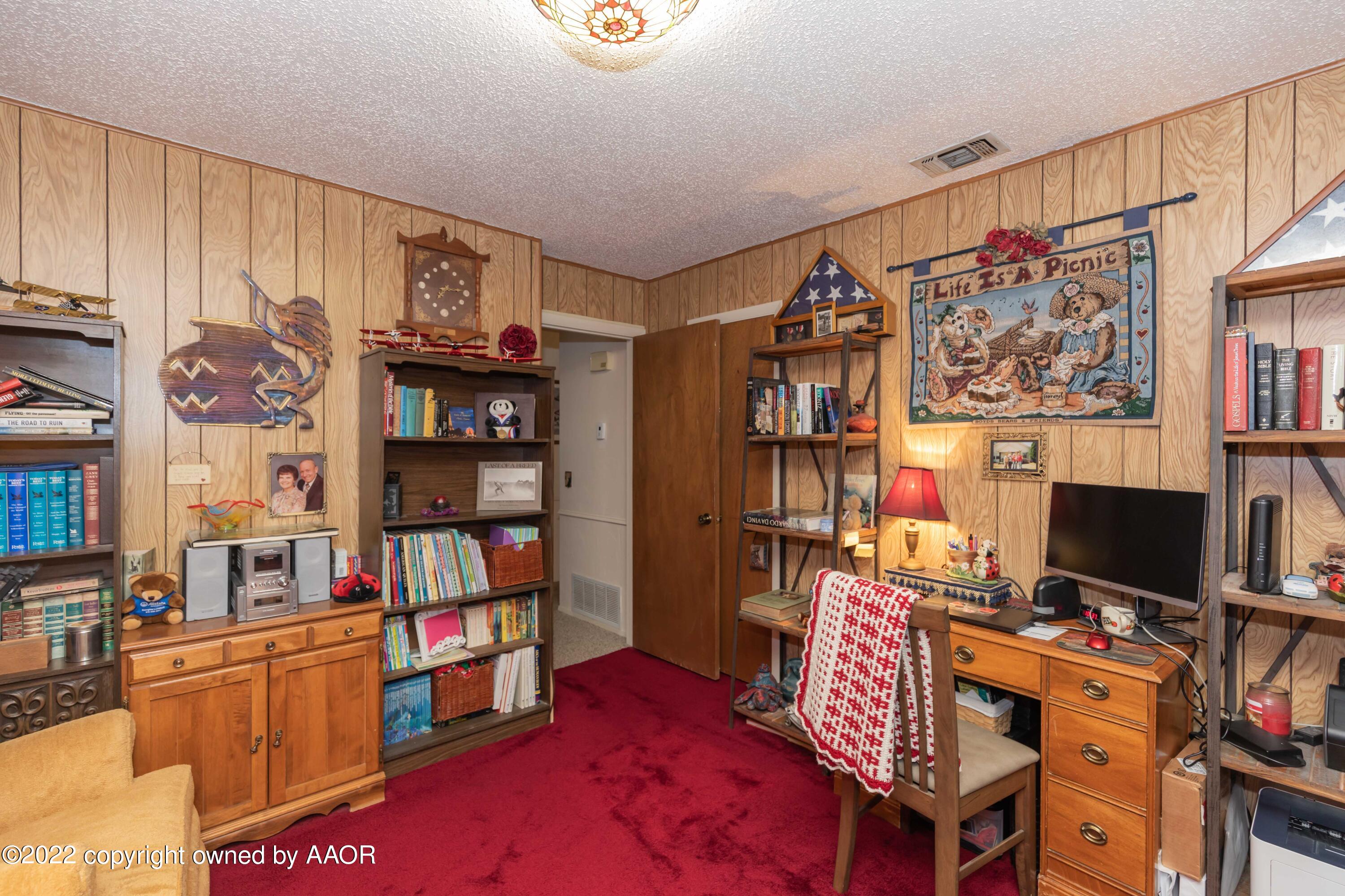 2816 Porter Drive Amarillo, TX 79110 - Photo 28 of 38 a view of a workspace with furniture