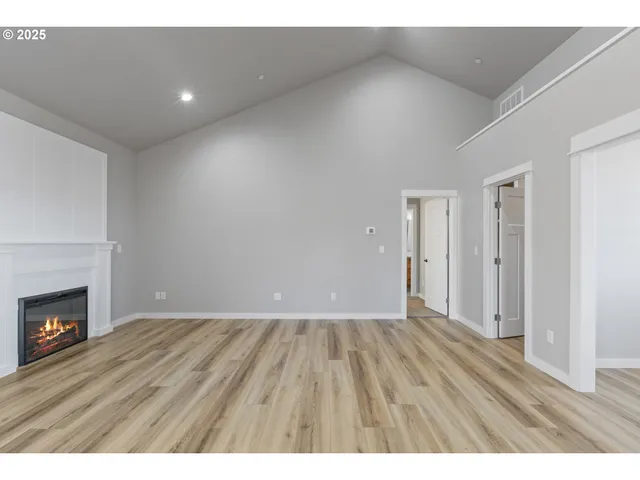 $485,000 | 664 Brooks Loop, Sutherlin, OR 97479