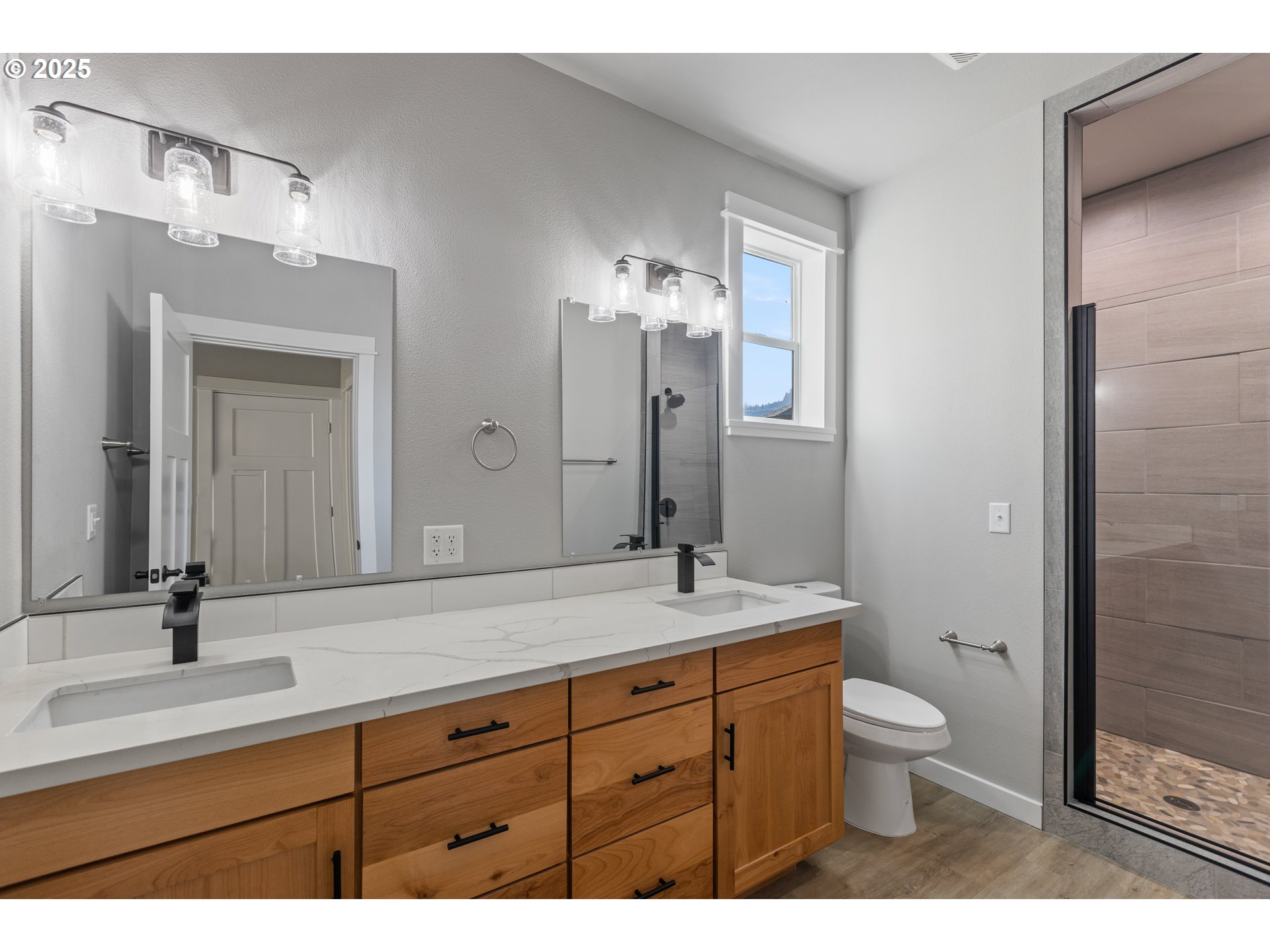 664 Brooks Loop Sutherlin, OR 97479 - Photo 24 of 45