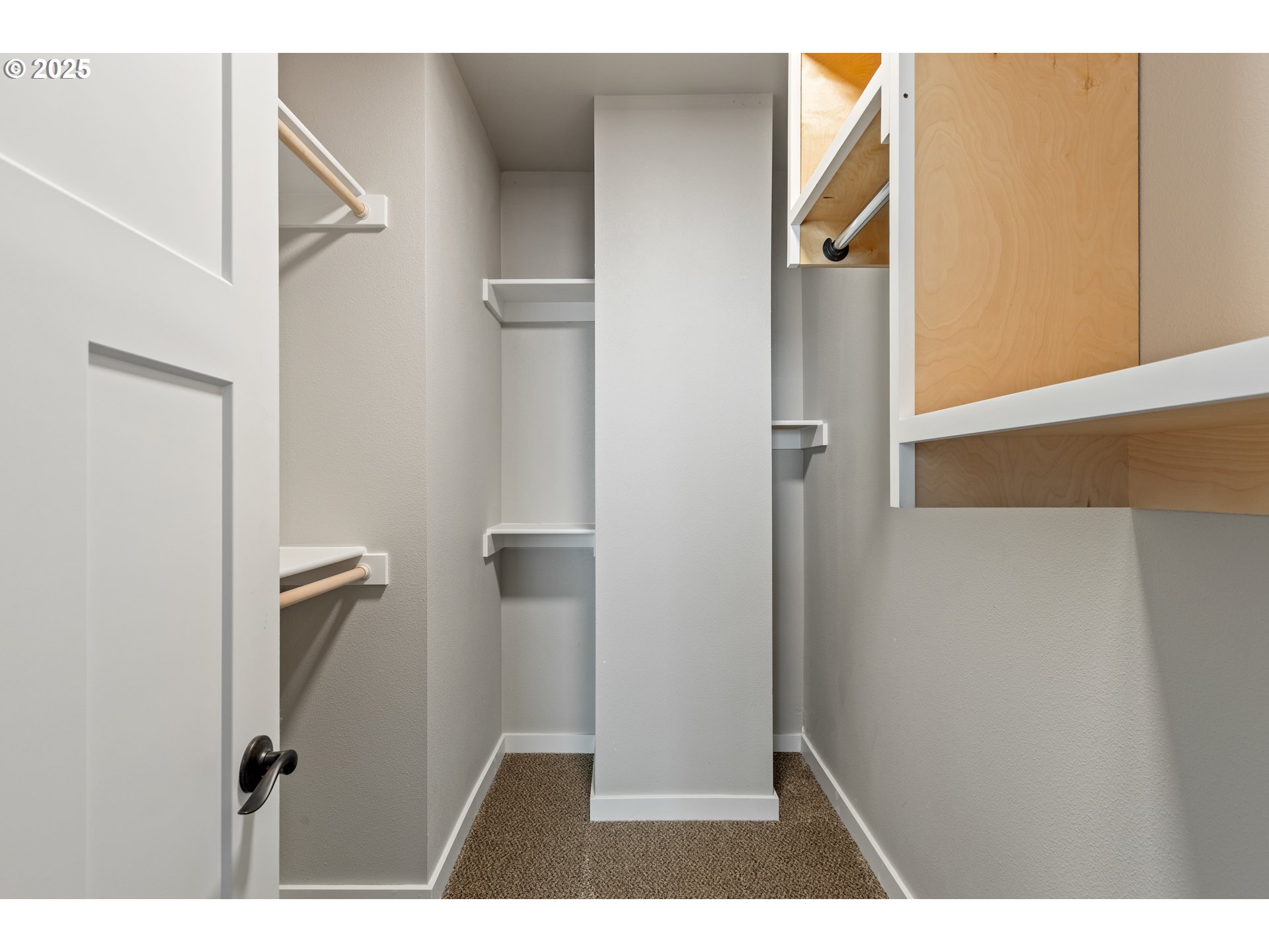 664 Brooks Loop Sutherlin, OR 97479 - Photo 27 of 45