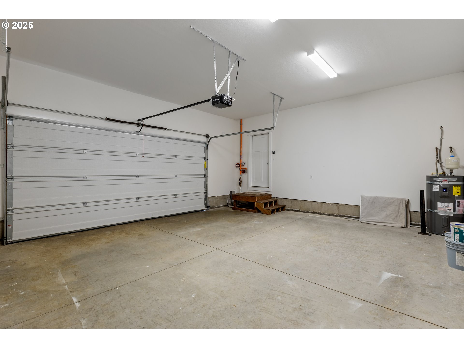 664 Brooks Loop Sutherlin, OR 97479 - Photo 36 of 45