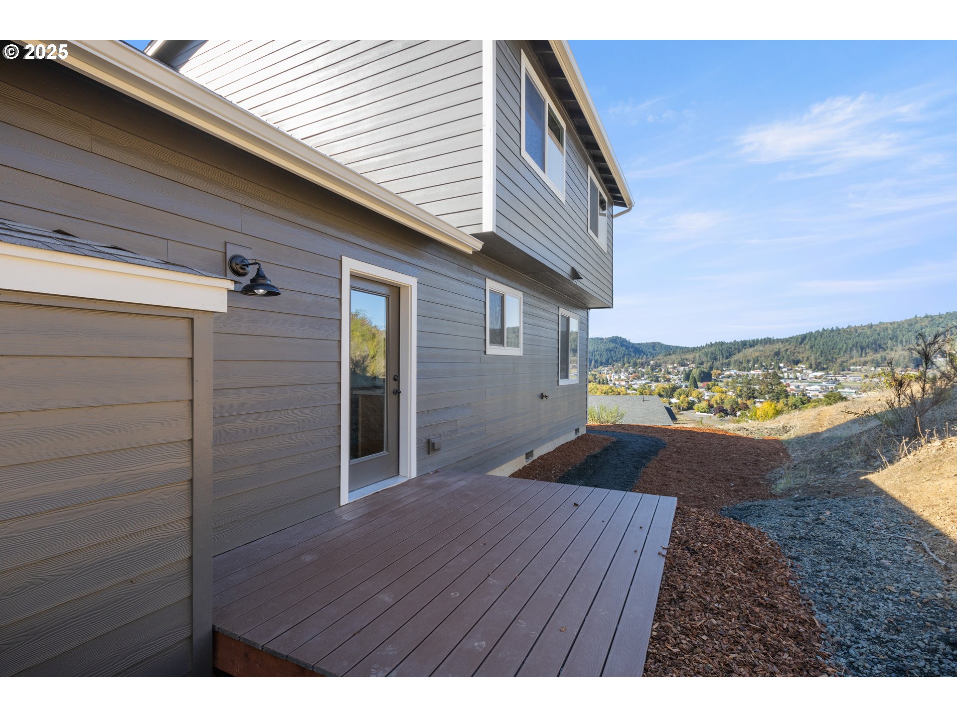 664 Brooks Loop Sutherlin, OR 97479 - Photo 37 of 45