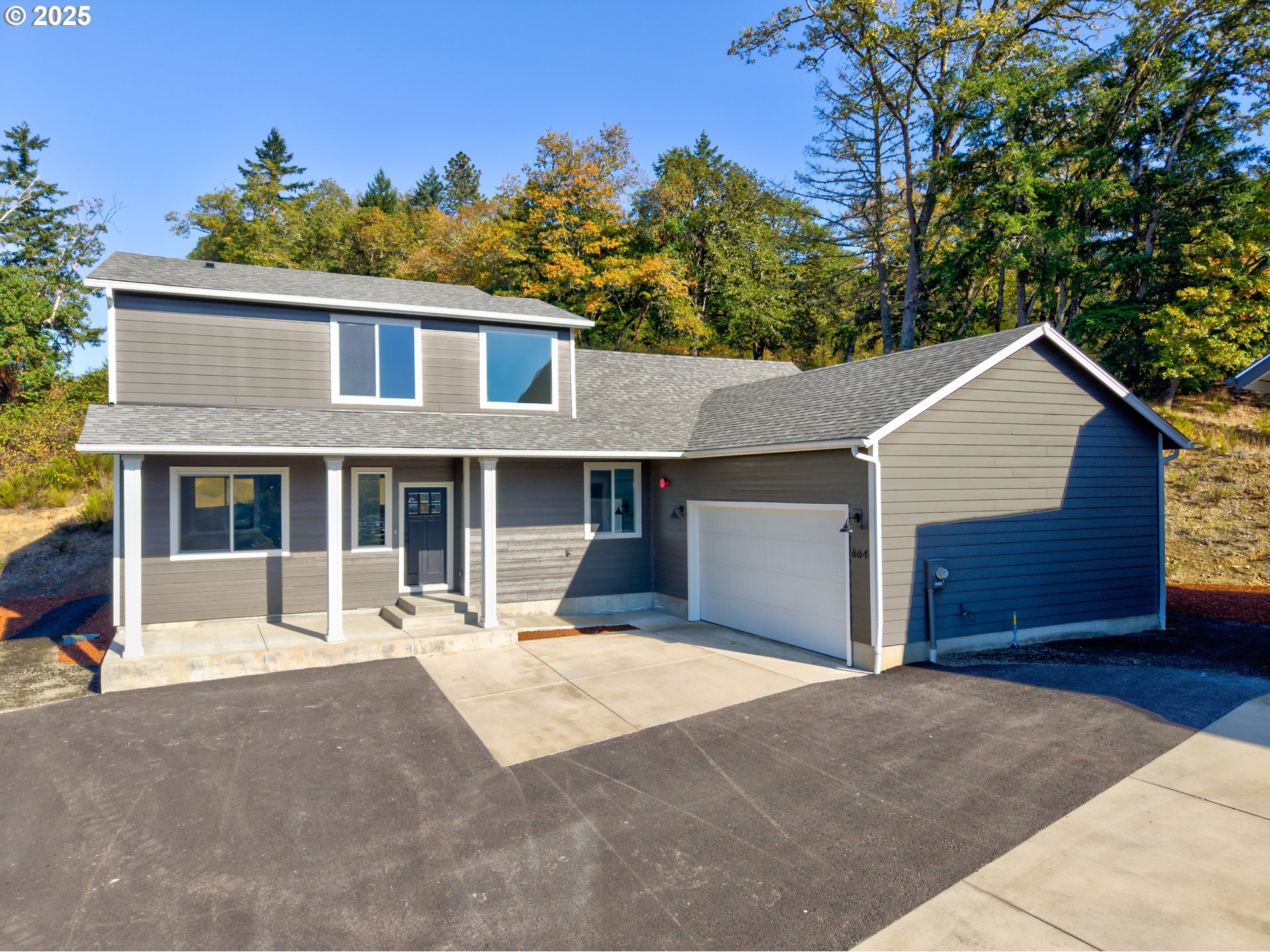 664 Brooks Loop Sutherlin, OR 97479 - Photo 40 of 45