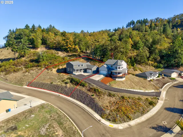 $485,000 | 664 Brooks Loop, Sutherlin, OR 97479