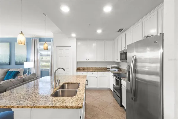$339,000 | 17118 Vardon Terrace, Unit 108, Bradenton, FL 34211