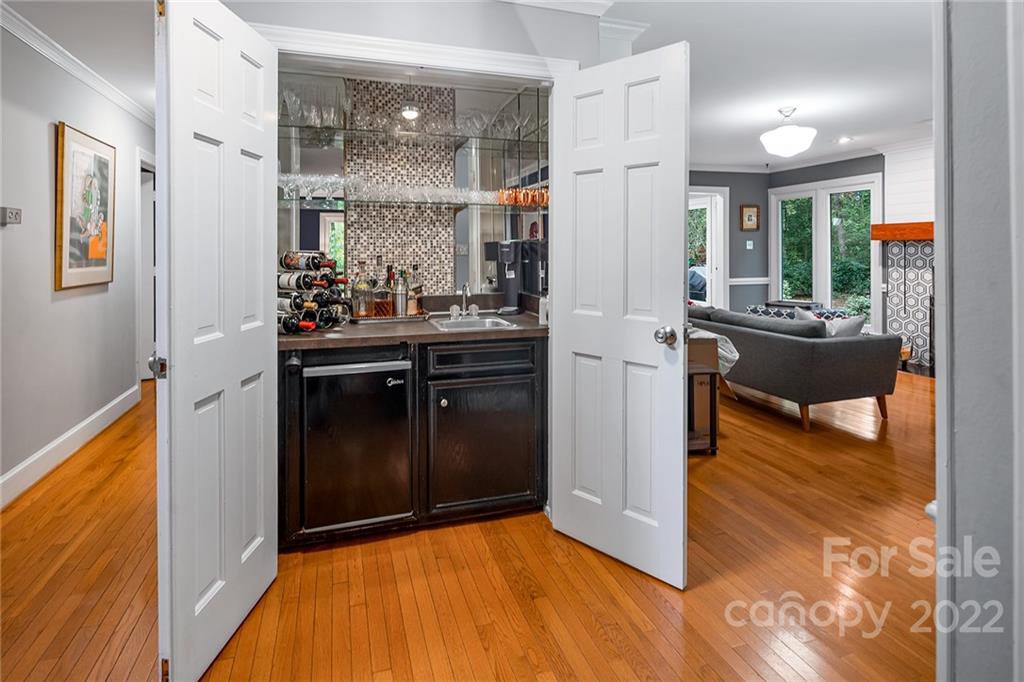 5428 Hillingdon Road Charlotte, NC 28226 - Photo 14 of 36 a kitchen with stainless steel appliances granite countertop a refrigerator and a stove