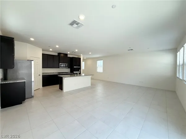 $3,460 | 101 Silver Run Lane, Las Vegas, NV 89138