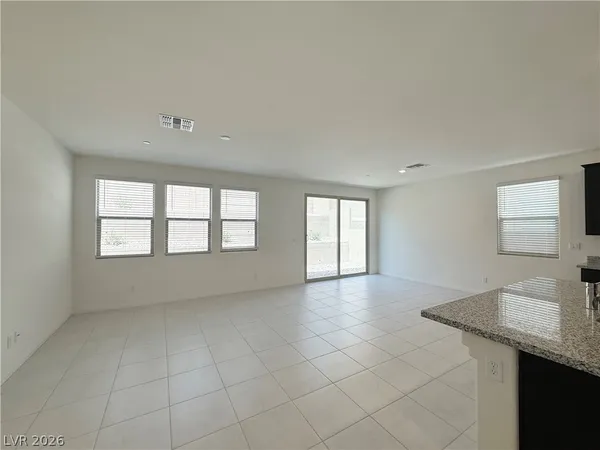 $3,460 | 101 Silver Run Lane, Las Vegas, NV 89138