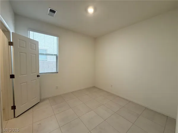 $3,460 | 101 Silver Run Lane, Las Vegas, NV 89138