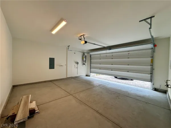 $3,460 | 101 Silver Run Lane, Las Vegas, NV 89138