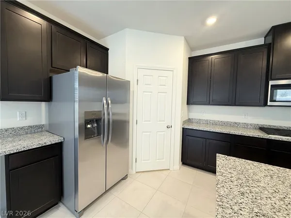 $3,460 | 101 Silver Run Lane, Las Vegas, NV 89138